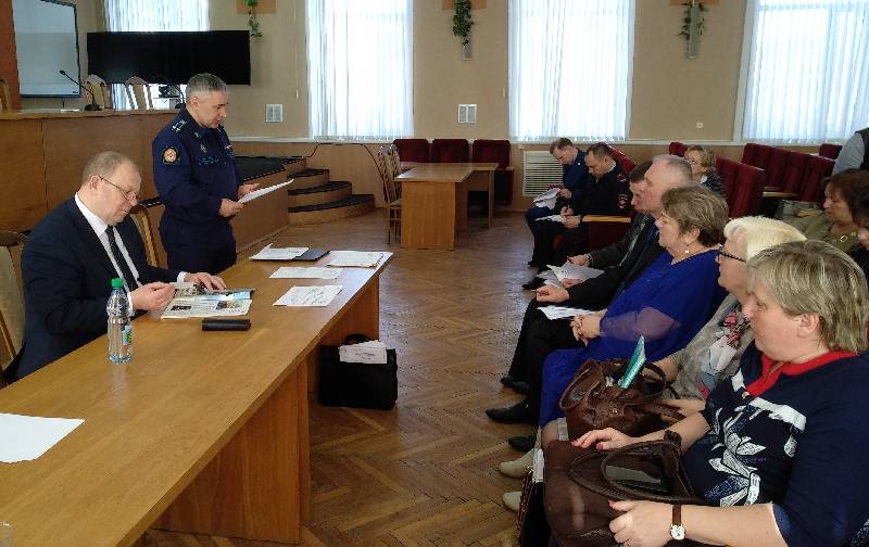 СОВМЕСТНОЕ СОВЕЩАНИЕ ПО ПОДГОТОВКЕ К ПРОВЕДЕНИЮ ПРИЗЫВА ГРАЖДАН НА ВОЕННУЮ СЛУЖБУ