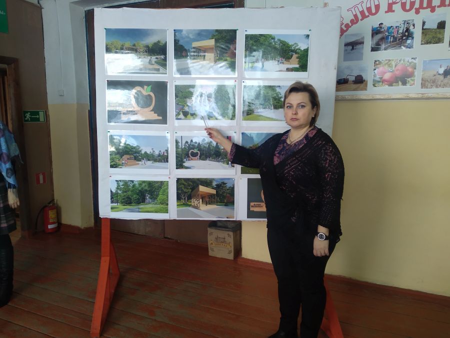 «Яблони в цвету»… Под таким названием 02 марта 2022 года Красносельцовскакя сельская библиотека  совместно с администрацией Красносельцовского сельского поселения провели мероприятие