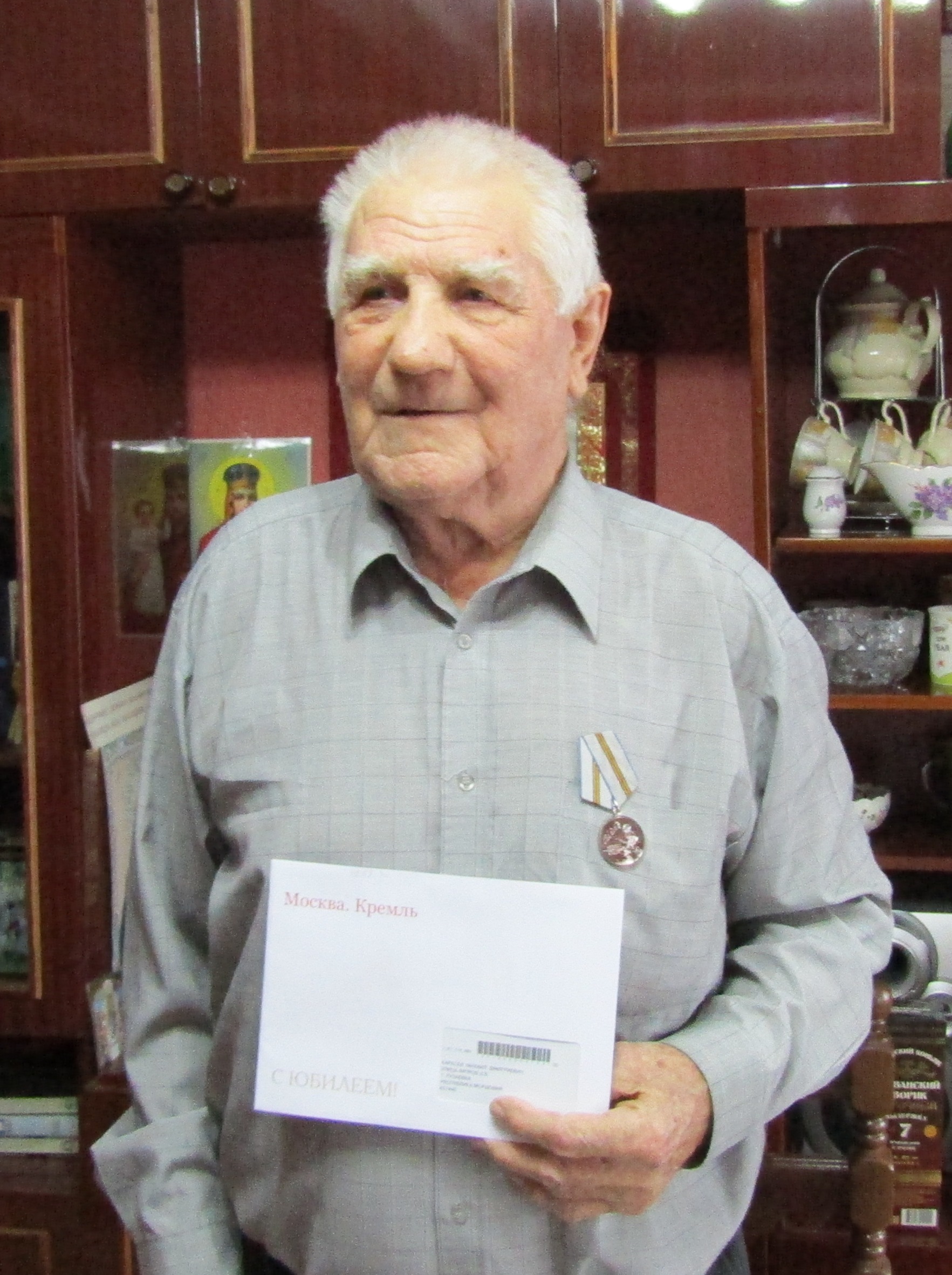 В РУЗАЕВКЕ НАЧАЛИ ВРУЧАТЬ ПАМЯТНЫЕ МЕДАЛИ ВЕТЕРАНАМ