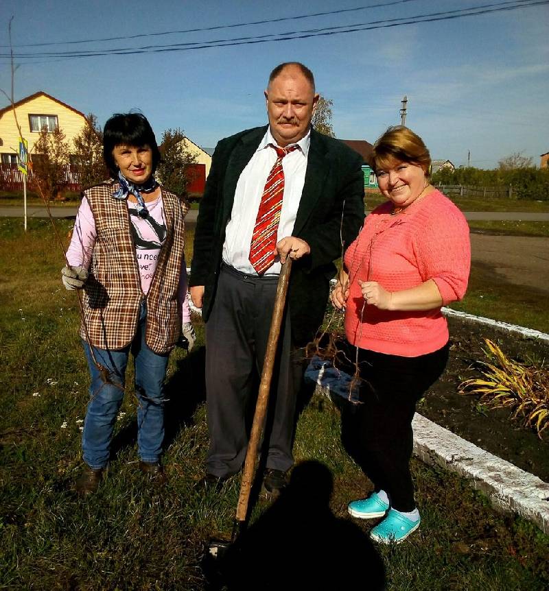 3 октября 2019 года в с. Архангельское Голицыно прошла Экологическая акция "Несем красоту,здоровье и положительные эмоции людям"