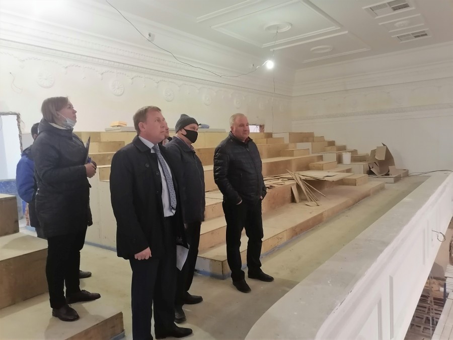 В ЦЕНТРЕ КУЛЬТУРЫ ИМЕНИ УХТОМСКОГО РАБОТЫ ПРОДОЛЖАЮТСЯ И В ВЫХОДНЫЕ ДНИ