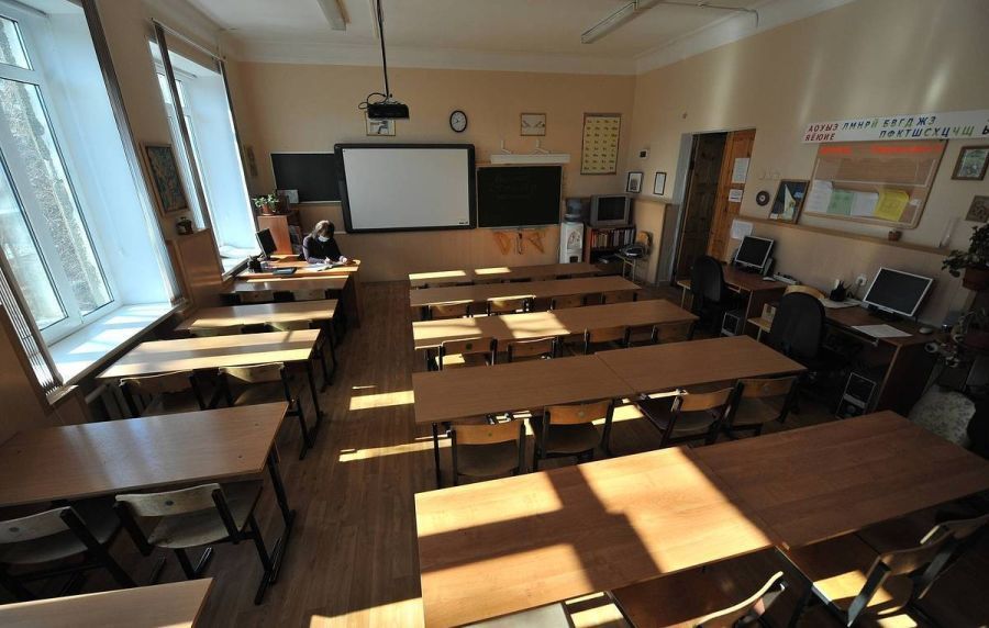 В СВЯЗИ С РЕЗКИМ РОСТОМ ЗАБОЛЕВАЕМОСТИ ДОПОЛНИТЕЛЬНЫЕ КАНИКУЛЫ У ПЕРВОКЛАССНИКОВ НАЧНУТСЯ 7 ФЕВРАЛЯ