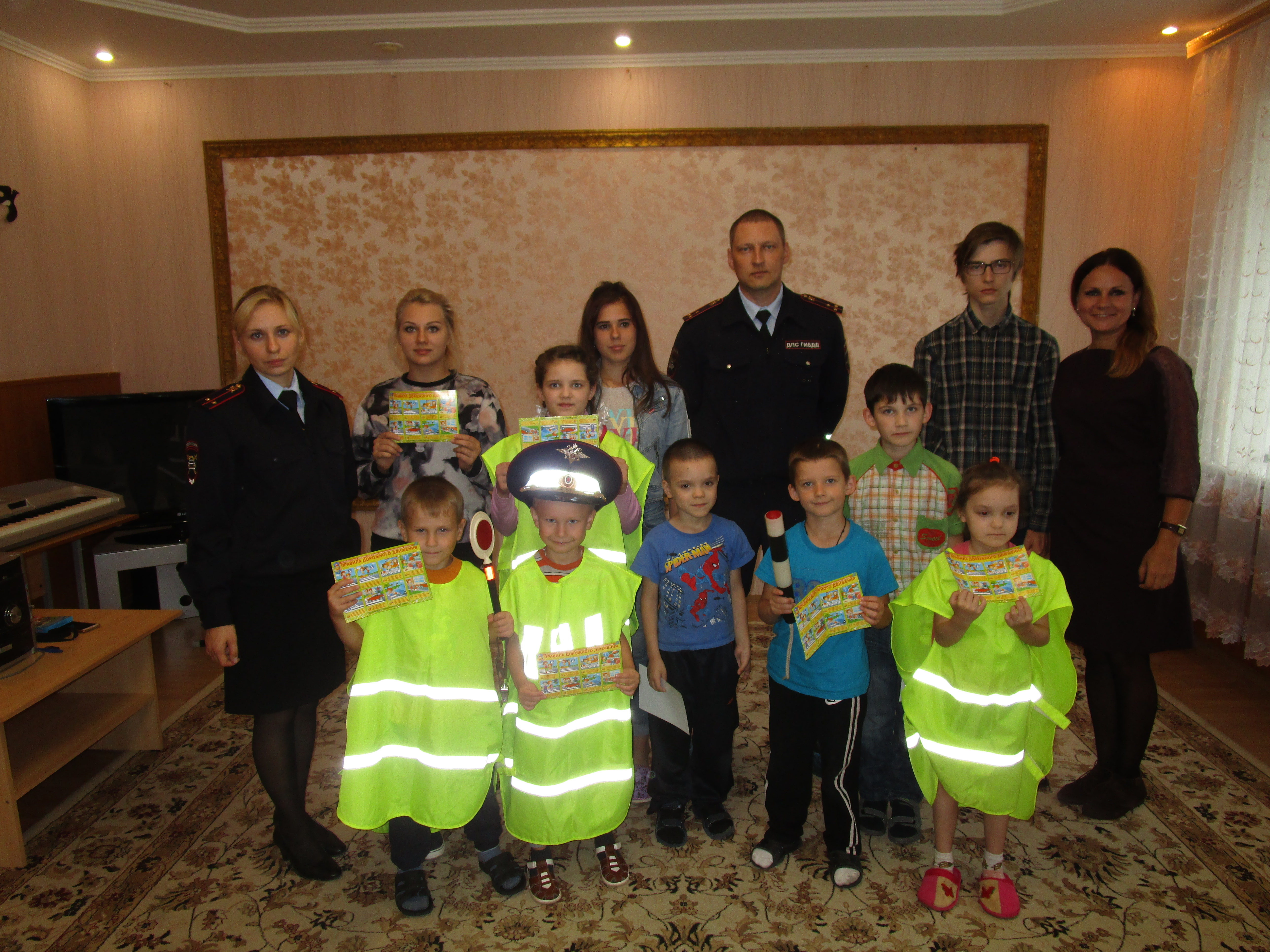 «ДОРОЖНАЯ АЗБУКА» ДЛЯ ВОСПИТАННИКОВ ДЕТСКОГО РЕАБИЛИТАЦИОННОГО ЦЕНТРА