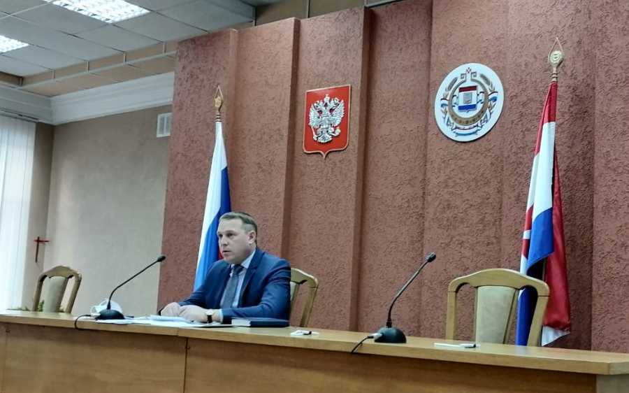 «НЕ НУЖНО УСТРАИВАТЬ ПИРА ВО ВРЕМЯ ЧУМЫ. ЗАЙМИТЕСЬ ЛУЧШЕ УКРЕПЛЕНИЕМ ЗДОРОВЬЯ!»