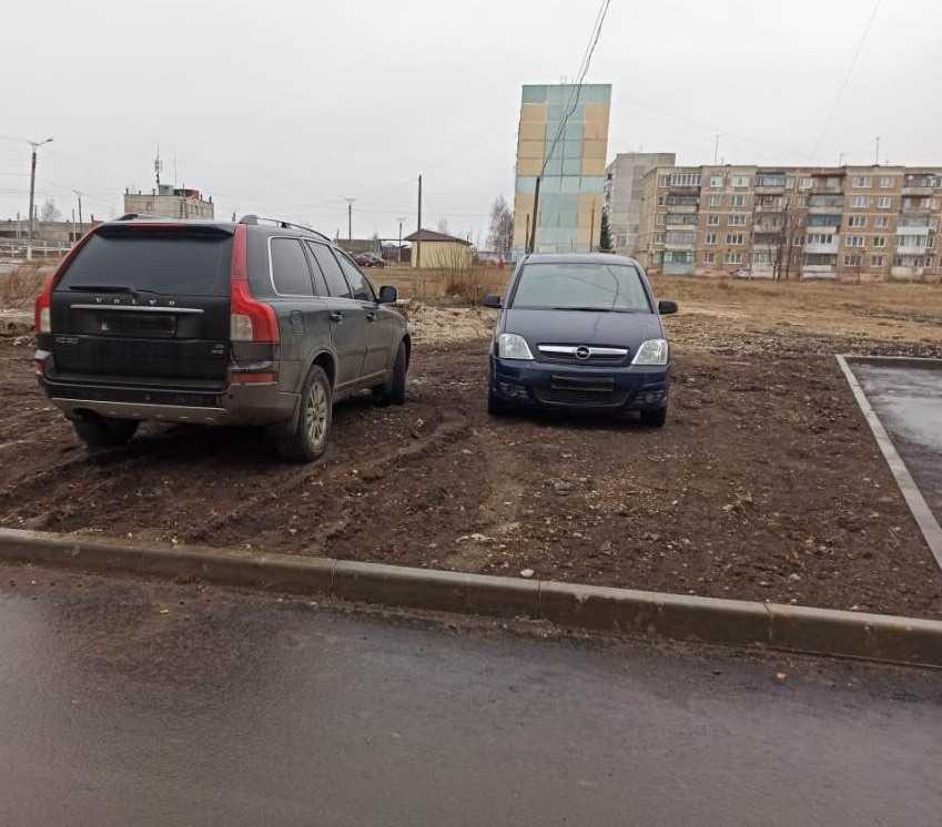 36 НАРУШЕНИЙ ПРАВИЛ ПАРКОВКИ ЗАФИКСИРОВАНО В РУЗАЕВКЕ ЗА ПРОШЕДШУЮ НЕДЕЛЮ