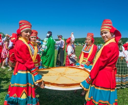 МОРДОВСКАЯ ВАТРУШКА КУРГОНЯ В ДЕСЯТКЕ ЛИДЕРОВ РЕГИОНАЛЬНЫХ БРЕНДОВ