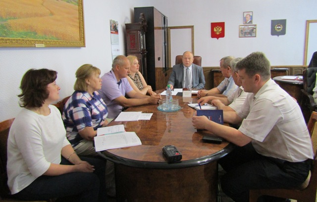 ГЛАВА ПРОВЕЛ РАБОЧЕЕ СОВЕЩАНИЕ