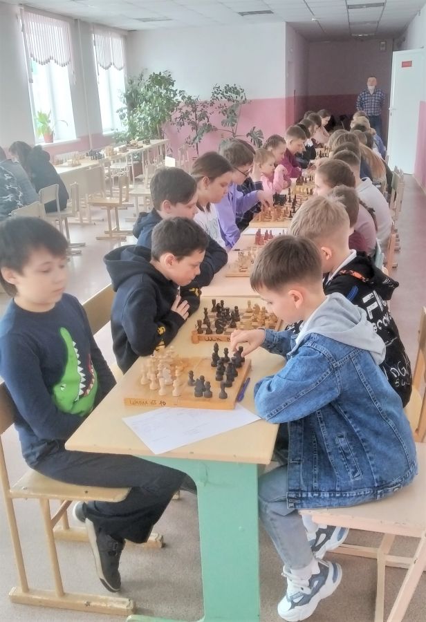 В РУЗАЕВКЕ ПРОШЕЛ ШАХМАТНЫЙ ТУРНИР СРЕДИ ШКОЛЬНИКОВ