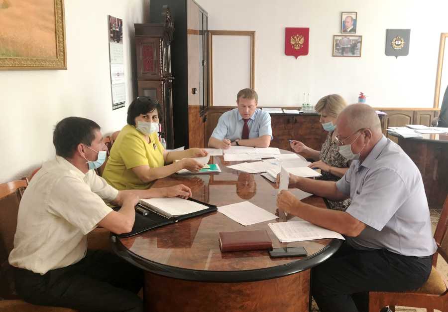 ПУТИ ДАЛЬНЕЙШЕГО РАЗВИТИЯ ТЕРРИТОРИИ ОБСУЖДАЮТСЯ НА ВСТРЕЧАХ С ГЛАВАМИ СЕЛЬСКИХ ПОСЕЛЕНИЙ