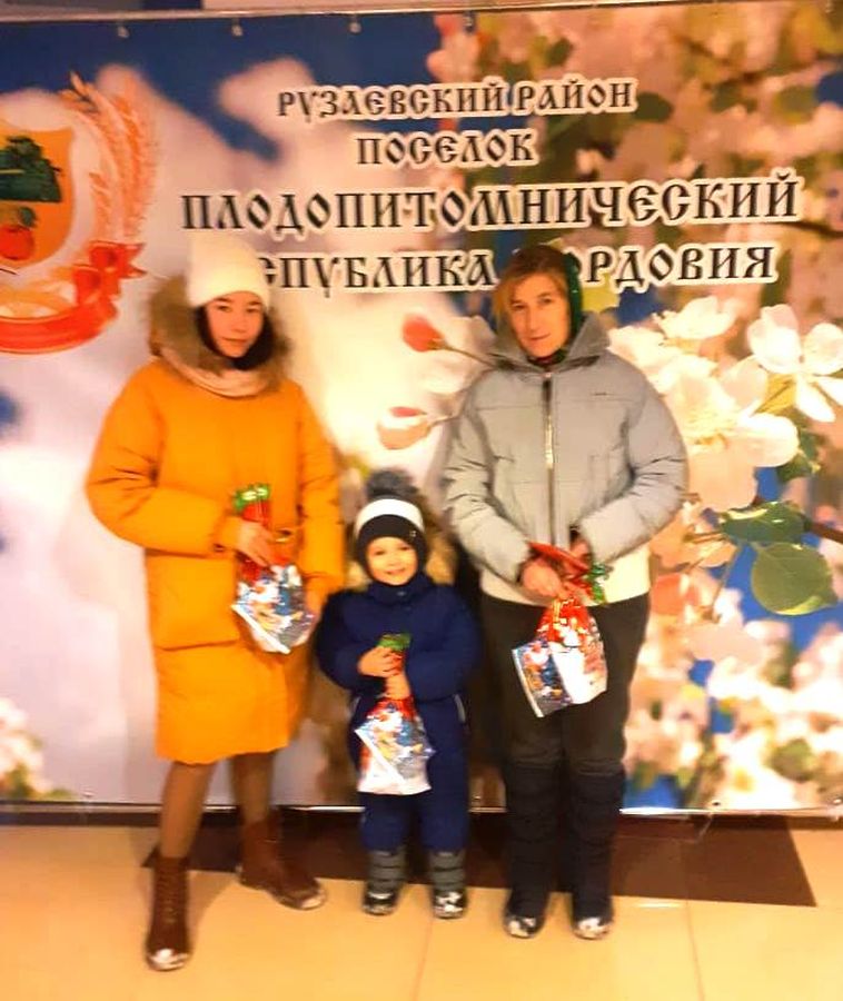 ПЯТЬ ТЫСЯЧ ДЕТЕЙ В РУЗАЕВСКОМ РАЙОНЕ ПОЛУЧАТ НОВОГОДНИЕПОДАРКИ ОТ ГЛАВЫ МОРДОВИИ