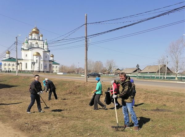 АЛЕКАСАНДР САЙГАЧЕВ ВНОВЬ ЛИЧНЫМ ПРИМЕРОМ ПРИЗВАЛ РУЗАЕВЦЕВ НА СУББОТНИК