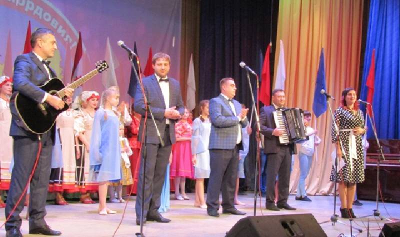 «ШУМБРАТ, МОРДОВИЯ!»: РУЗАЕВСКИЙ ЗРИТЕЛЬ ДАЛ ВЫСОКУЮ ОЦЕНКУ