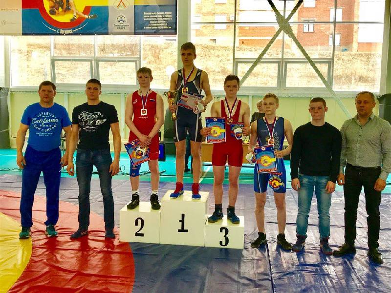 НОВЫЕ УСПЕХИ БОРЦОВ