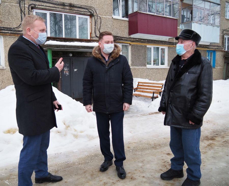 В РУЗАЕВКЕ УСИЛЕНА РАБОТА ПО ДЕЗИНФЕКЦИИ ОБЩЕСТВЕННЫХ МЕСТ