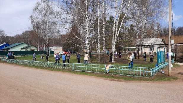 24 апреля 2021года в посёлке Левженский  состоялся Всероссийский субботник, посвящённый пятилетию реализации Федерального проекта «Формирование комфортной городской среды»