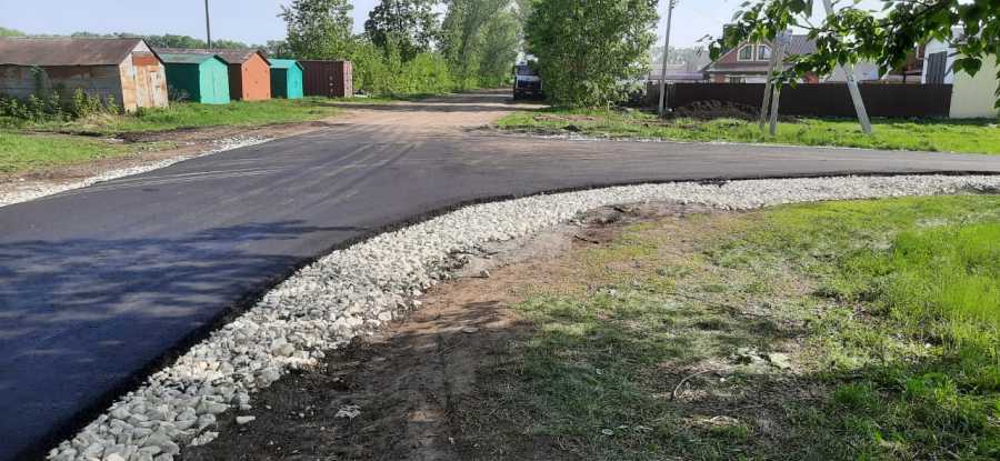 В РУЗАЕВСКОМ РАЙОНЕ ПРОДОЛЖАЕТСЯ РЕАЛИЗАЦИЯ НАЦИОНАЛЬНОГО ПРОЕКТА «БЕЗОПАСНЫЕ И КАЧЕСТВЕННЫЕ АВТОМОБИЛЬНЫЕ ДОРОГИ»