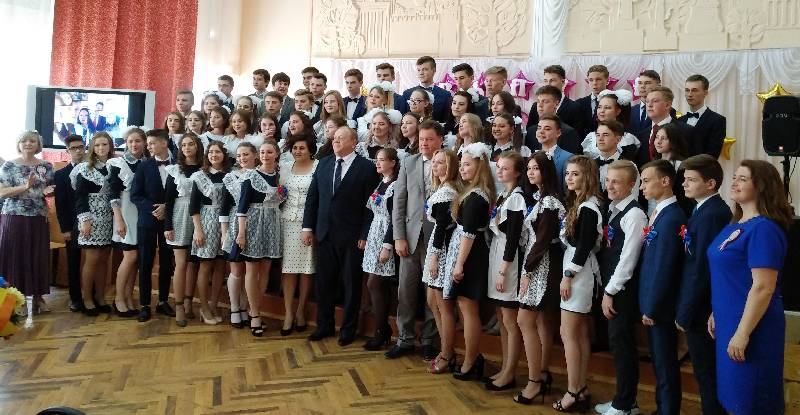 ШКОЛЬНАЯ ЖИЗНЬ ПОДОШЛА К ЭПИЛОГУ…