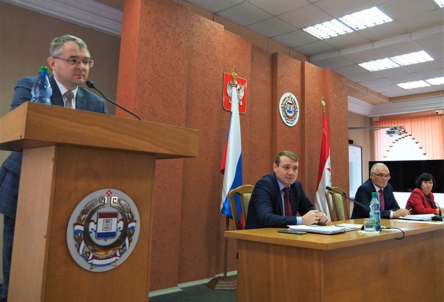 ЖИТЕЛИ МОГУТ ПРИНЯТЬ УЧАСТИЕ В ПУБЛИЧНЫХ СЛУШАНИЯХ ЧЕРЕЗ ПОРТАЛ ГОСУСЛУГ