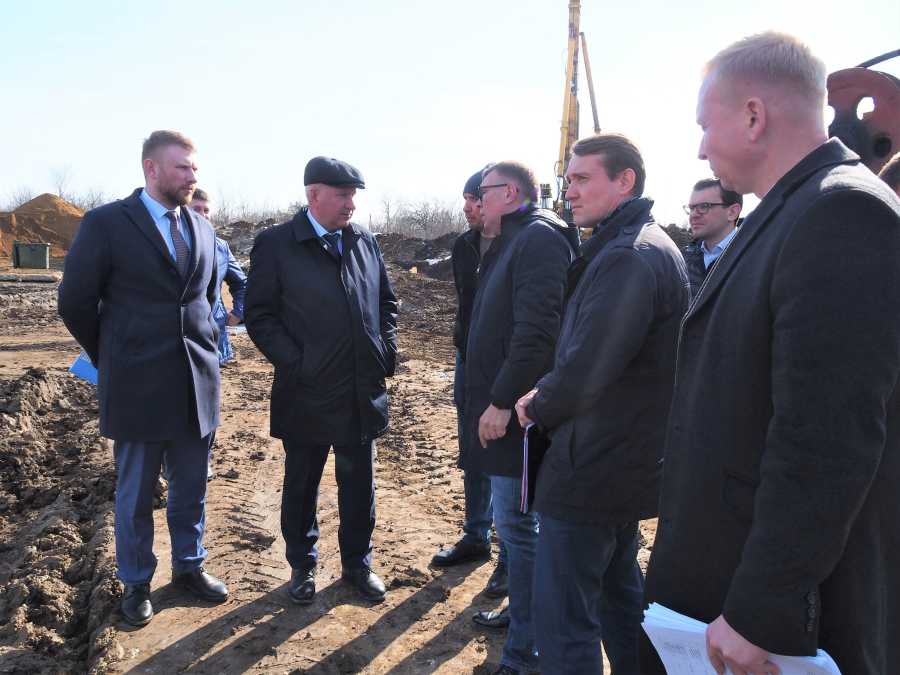 «РАБОТАЙТЕ! ДО КОНЦА ГОДА ПЕРЕСЕЛЕНЦЫ ДОЛЖНЫ ПОЛУЧИТЬ КЛЮЧИ ОТ НОВЫХ КВАРТИР»